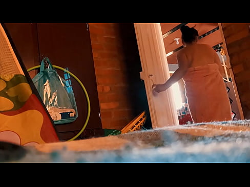 ❤️ Kawuna ya biyo ni a cikin wanka, yana ba ni lokacin da nake wanka. ❤️❌ Ingantacciyar iskanci